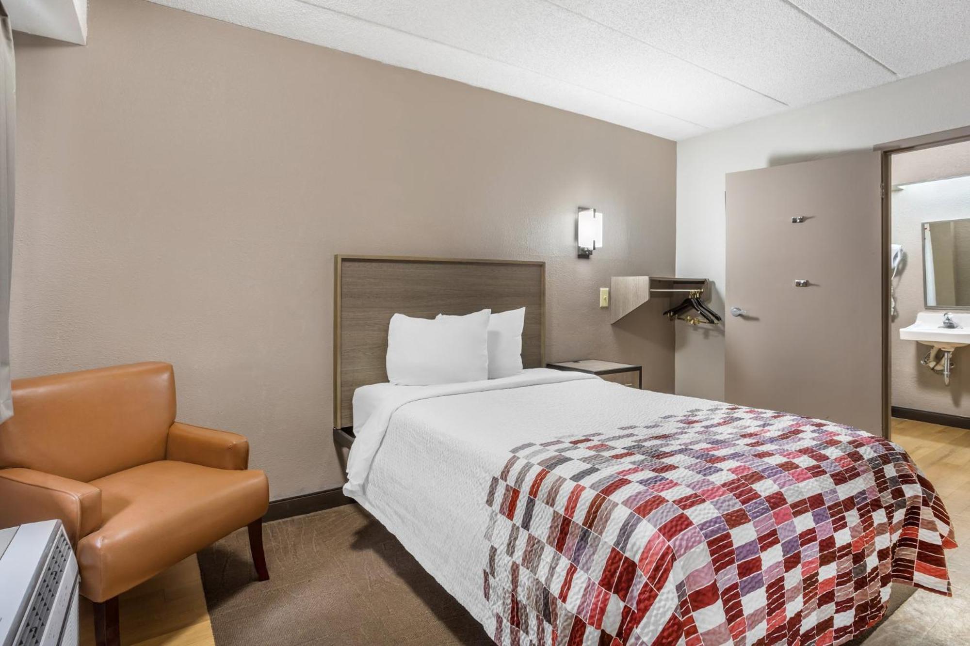 Red Roof Inn Tinton Falls-Jersey Shore Exterior foto